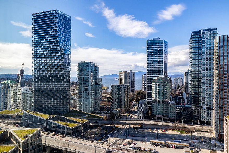 2803 1372 SEYMOUR STREET, Vancouver BC V6B 0L1