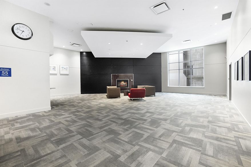 1305 938 Smithe Street