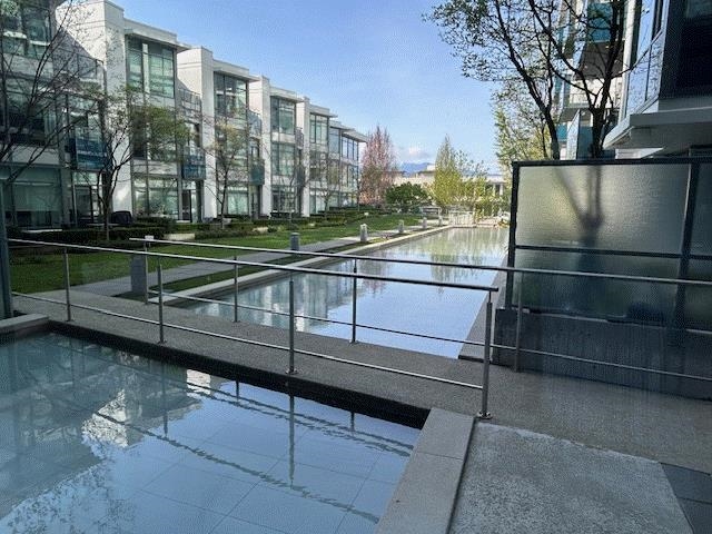 101 1777 W 7th Avenue