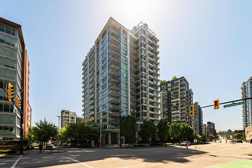 1709 110 SWITCHMEN STREET, Vancouver BC V6A 0C6