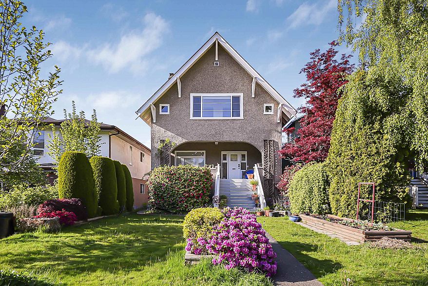 173 W 19TH AVENUE, Vancouver BC V5Y 2B5