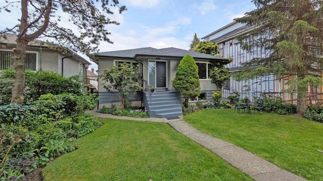 483 E 31ST AVENUE, Vancouver BC V5V 2W6