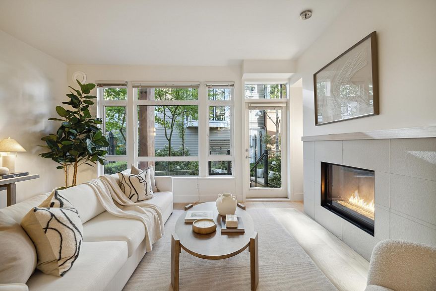 2923 WALL STREET, Vancouver BC V5K 0A6