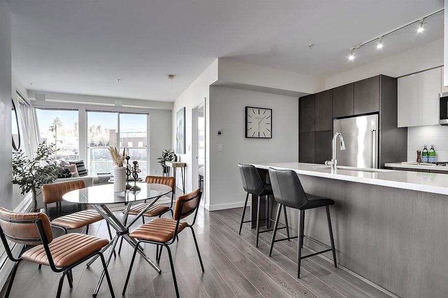 313 417 GREAT NORTHERN WAY, Vancouver BC V5T 0G7