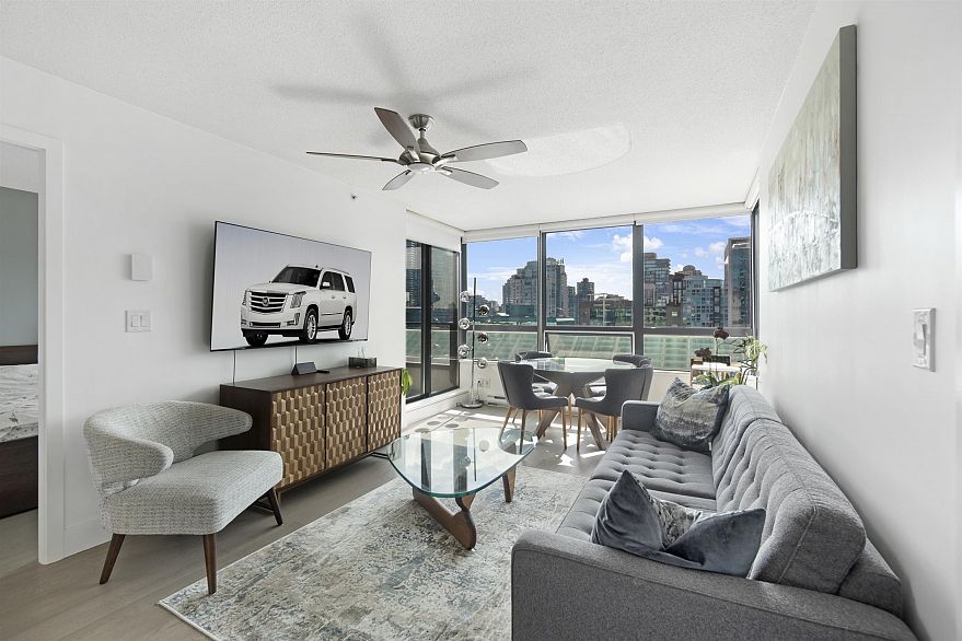 1305 938 SMITHE STREET, Vancouver BC V6Z 3H8