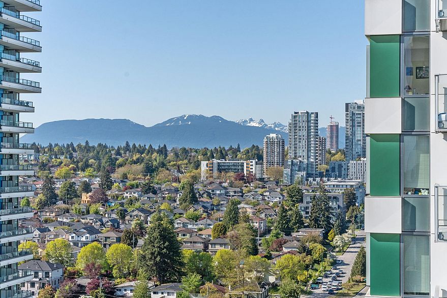 2106 489 Interurban Way