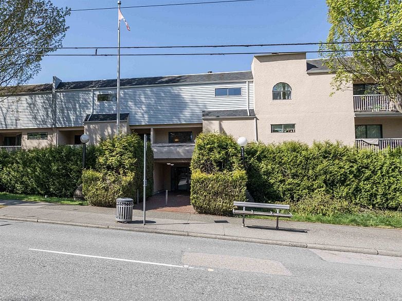 313 975 E BROADWAY, Vancouver BC V5T 1Y3
