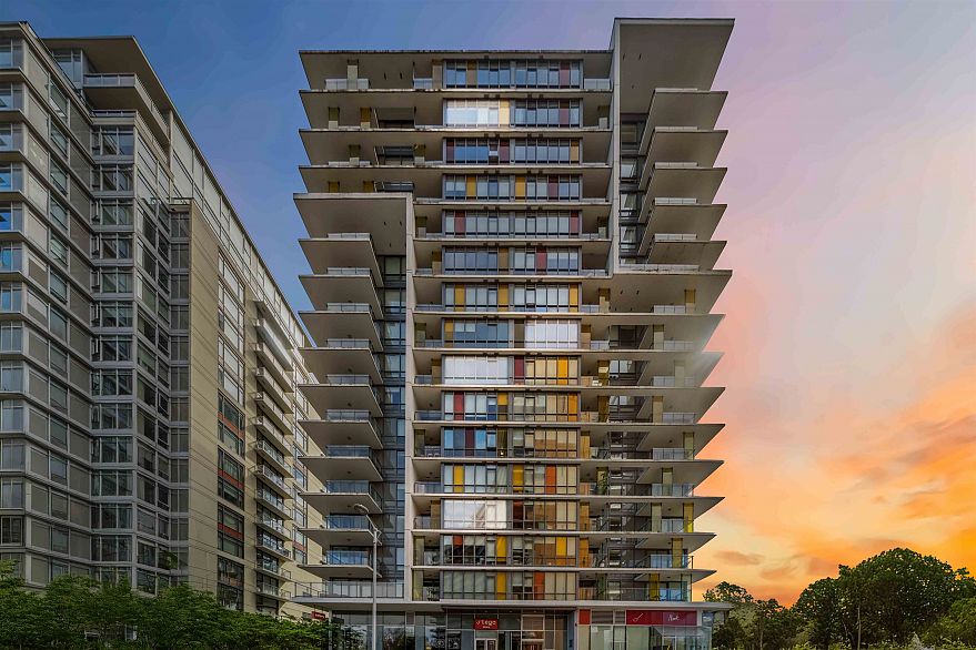 207 1788 COLUMBIA STREET, Vancouver BC V5Y 0L7
