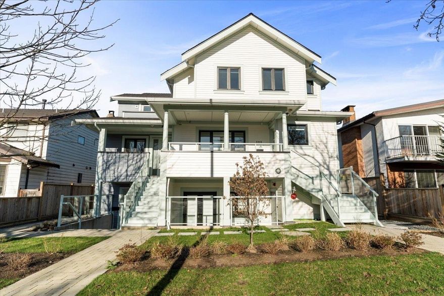 2229 W 16TH AVENUE, Vancouver BC V6K 3B4