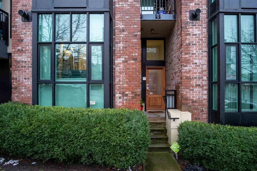 2511 ONTARIO STREET, Vancouver BC V5T 2X7