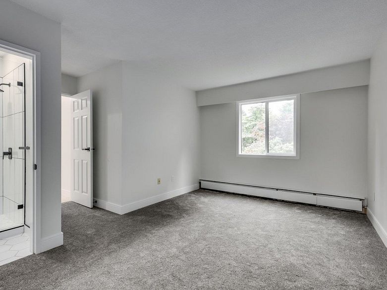 307 2255 York Avenue