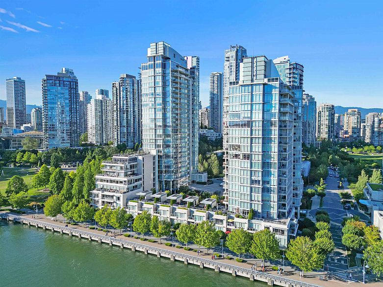 2103 428 BEACH CRESCENT, Vancouver BC V6Z 3G1