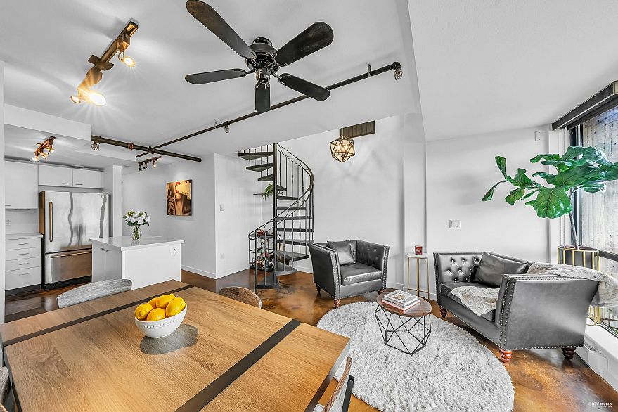 PH 704 428 W 8TH AVENUE, Vancouver BC V5Y 1N9