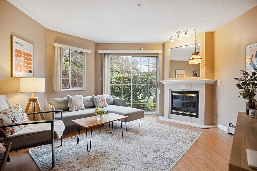 3738 FRASER STREET, Vancouver BC V5V 4E1