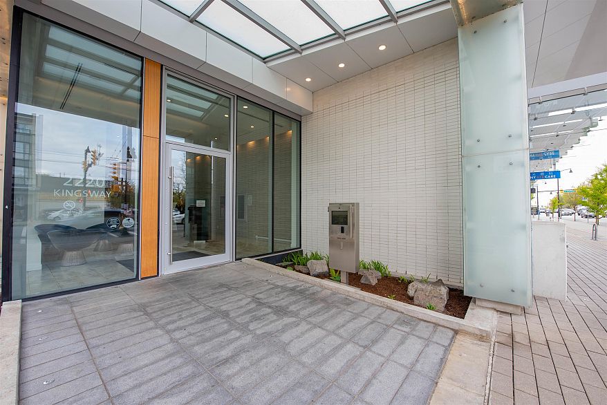 1703 2220 Kingsway