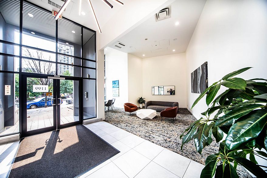 2302 1199 Seymour Street