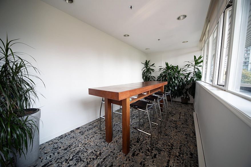 2302 1199 Seymour Street