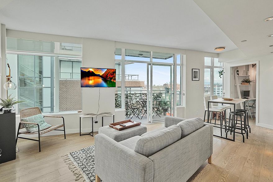 803 161 E 1ST AVENUE, Vancouver BC V6A 0G1