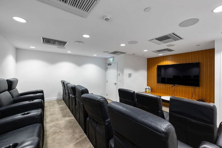 908 2221 E 30th Avenue