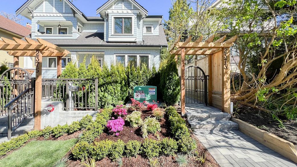2373 W 7TH AVENUE, Vancouver BC V6K 1Y4