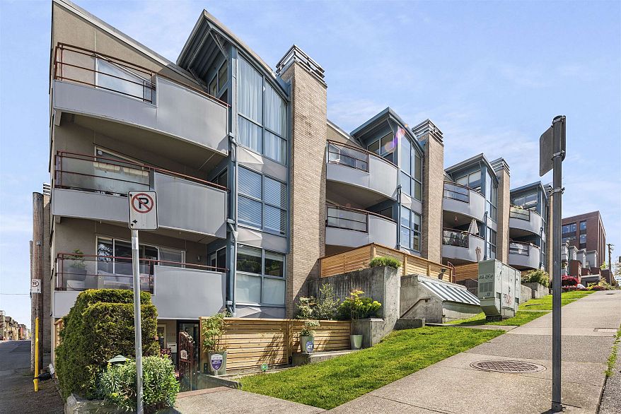 2388 ALDER STREET, Vancouver BC V6H 4J3