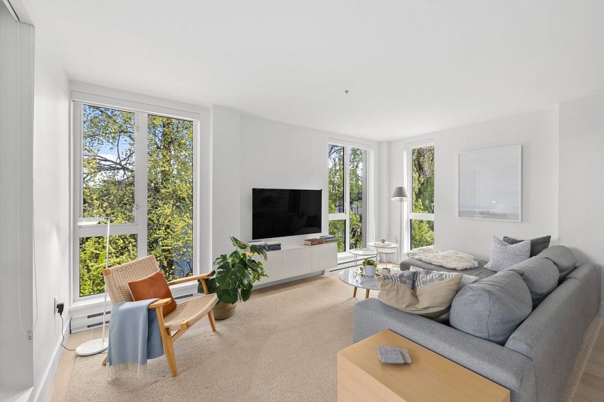 402 2239 W 7TH AVENUE, Vancouver BC V6K 1Y3