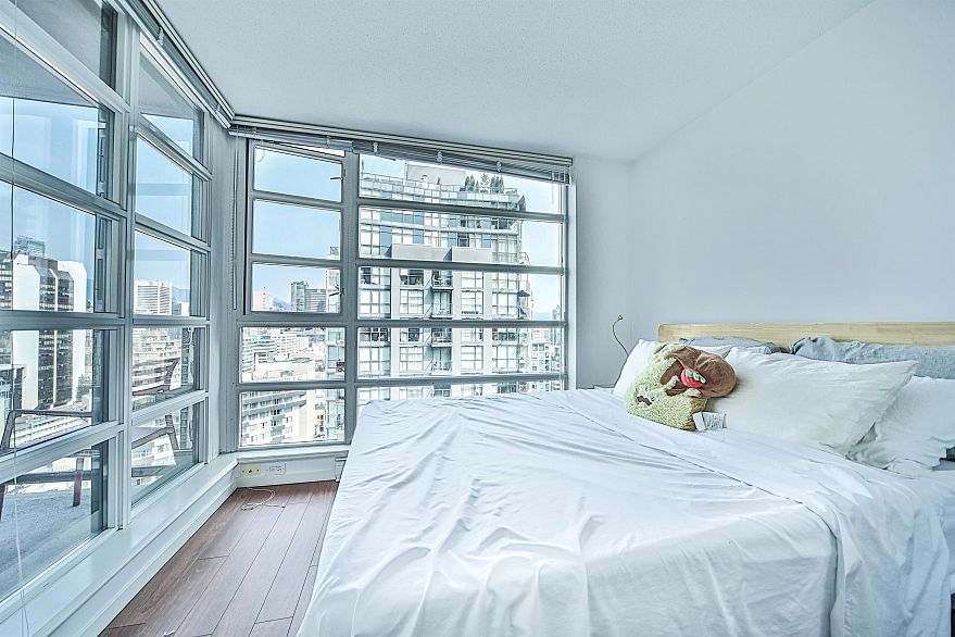 2302 1199 Seymour Street