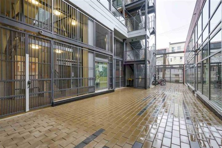 606 138 E Hastings Street