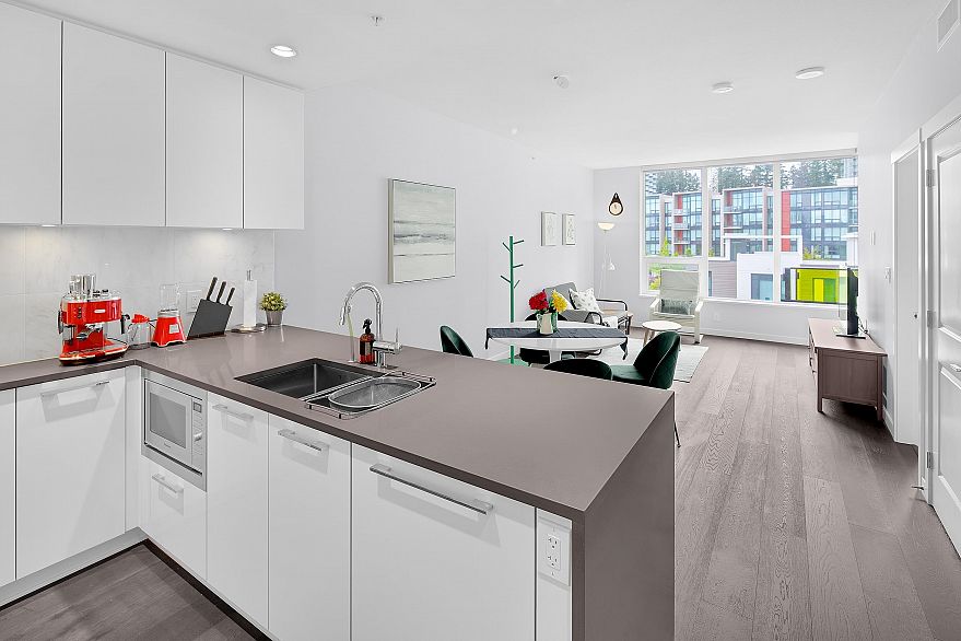 401 5687 GRAY AVENUE, Vancouver BC V6S 0K7