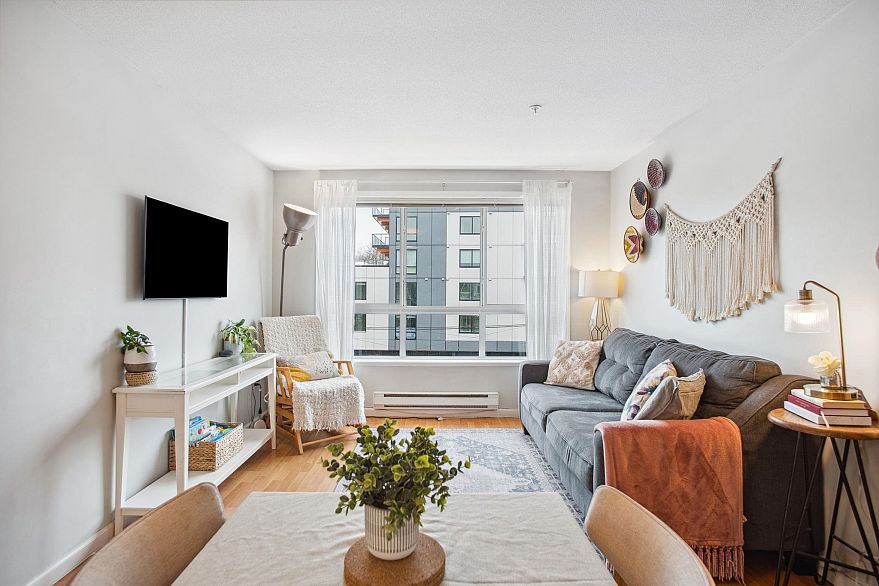 405 189 ONTARIO PLACE, Vancouver BC V5W 4C6
