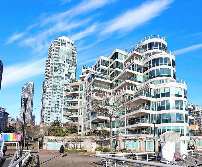 806 1600 HORNBY STREET, Vancouver BC V6Z 2S4