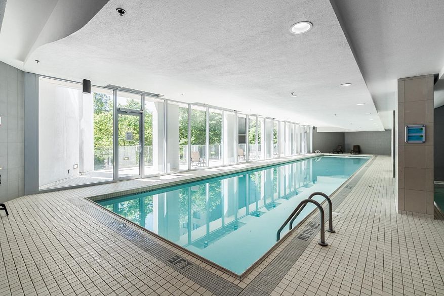 2703 550 Pacific Street