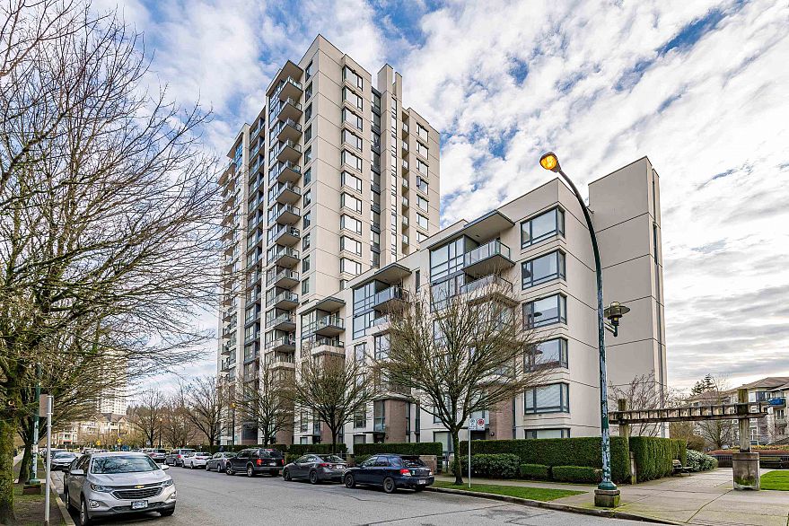 1106 3588 CROWLEY DRIVE, Vancouver BC V5R 6H3