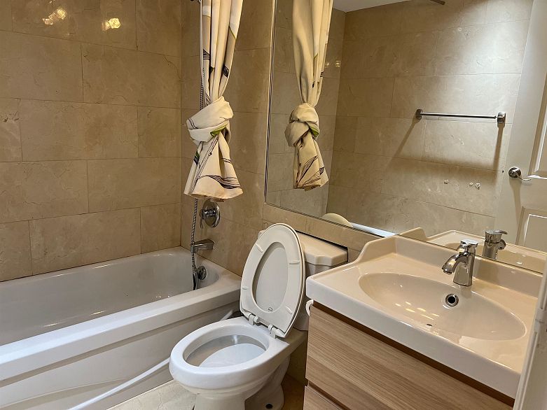 109 1518 W 70th Avenue