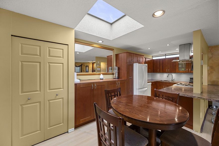 401 1414 W 73rd Avenue