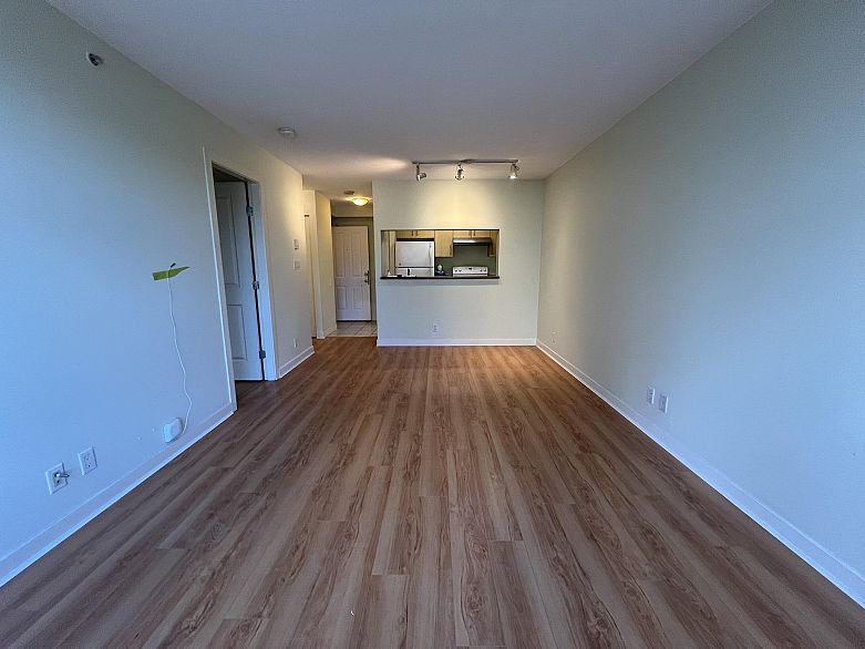 601 5380 OBEN STREET, Vancouver BC V5R 6H7