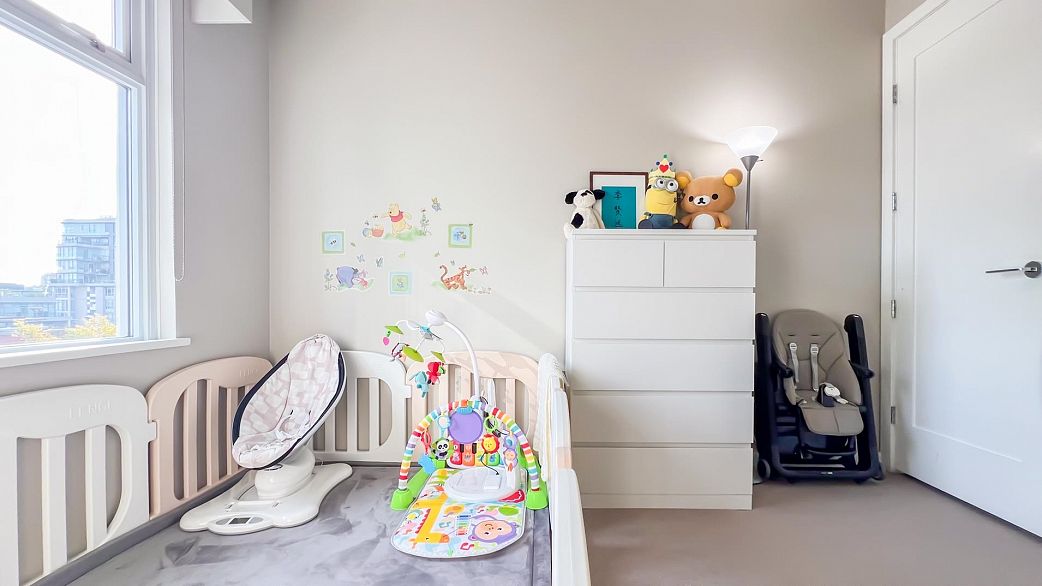 809 1661 Ontario Street