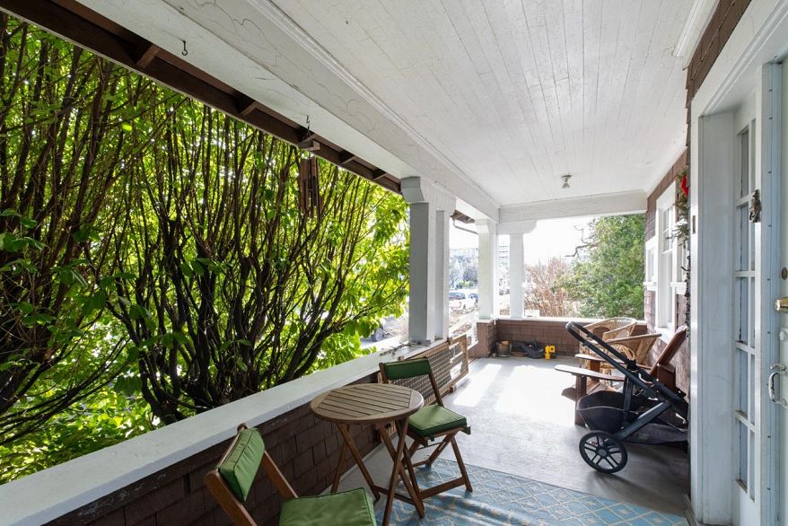 1727 Macdonald Street