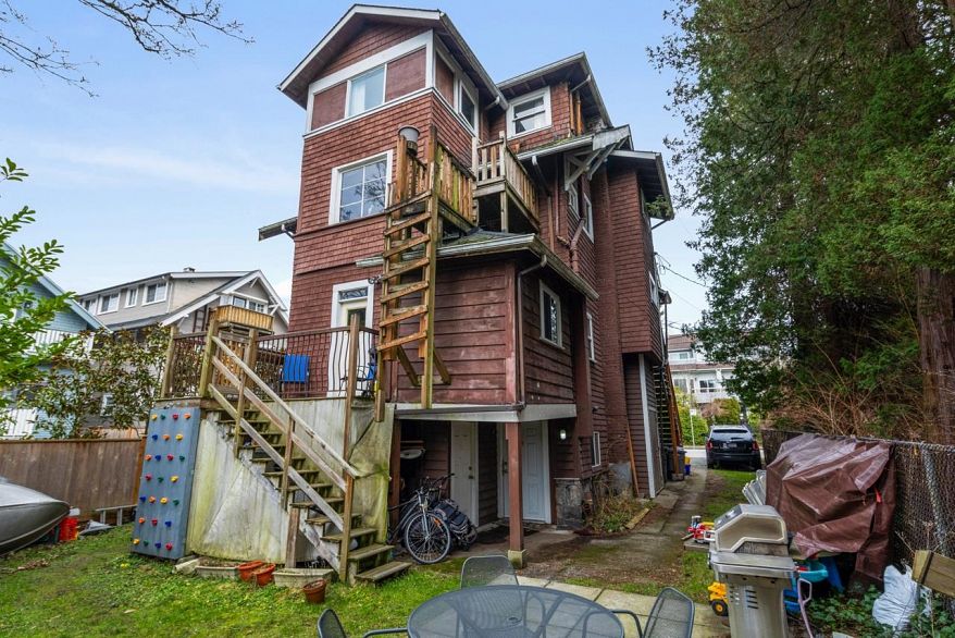 1727 Macdonald Street