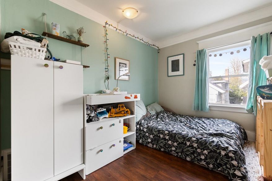 1727 Macdonald Street