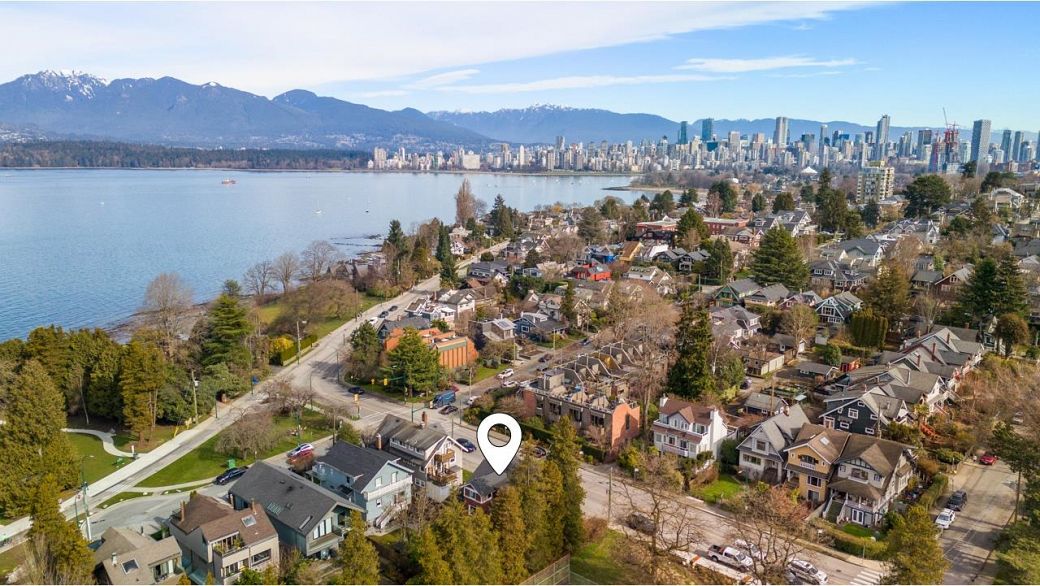 1727 Macdonald Street