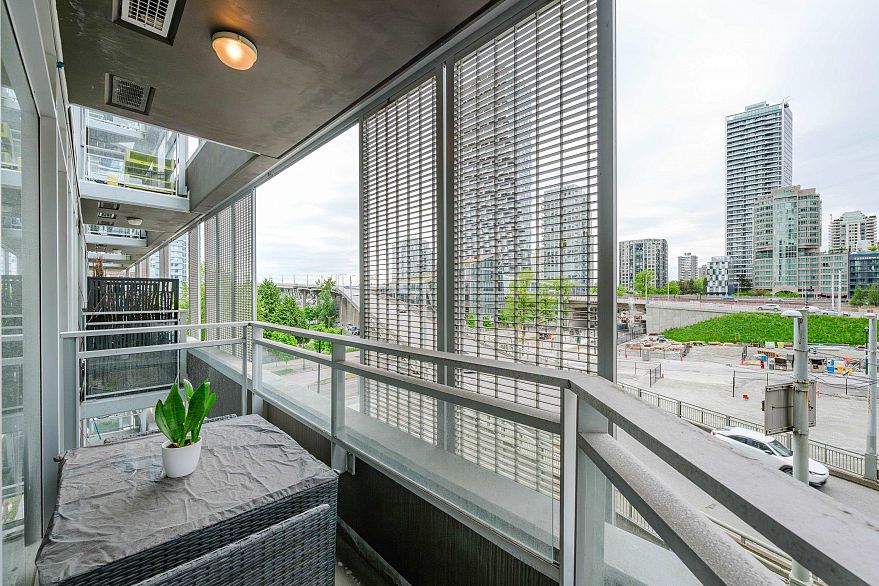 607 1372 Seymour Street