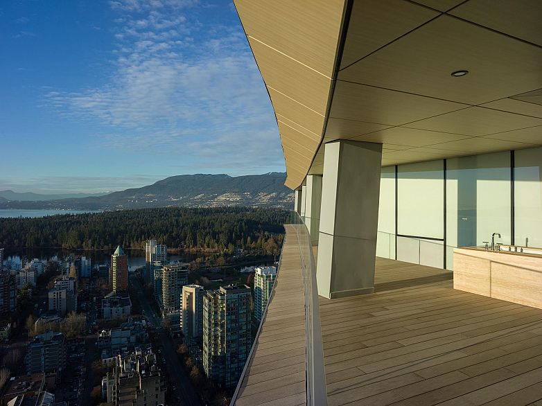 3902 1568 Alberni Street