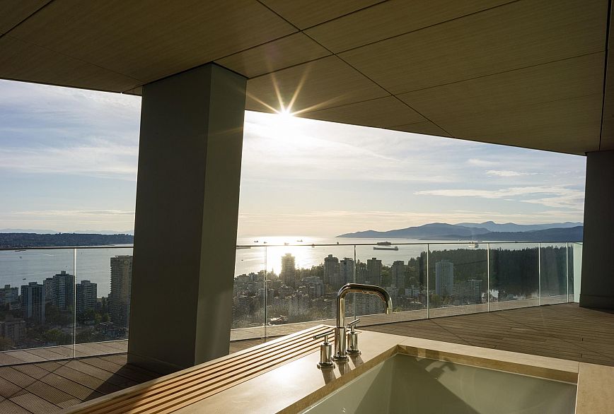 3902 1568 Alberni Street