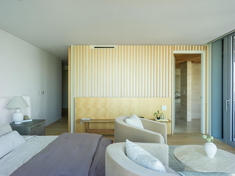 3902 1568 Alberni Street