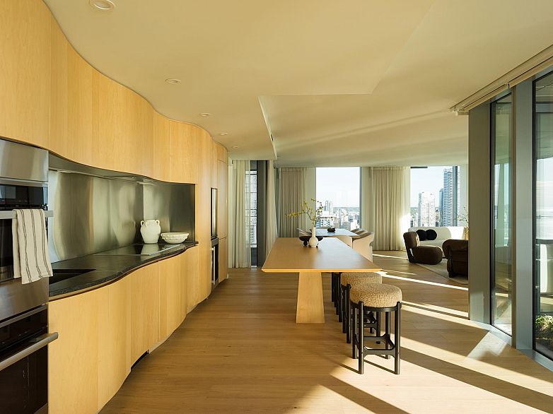 3902 1568 Alberni Street