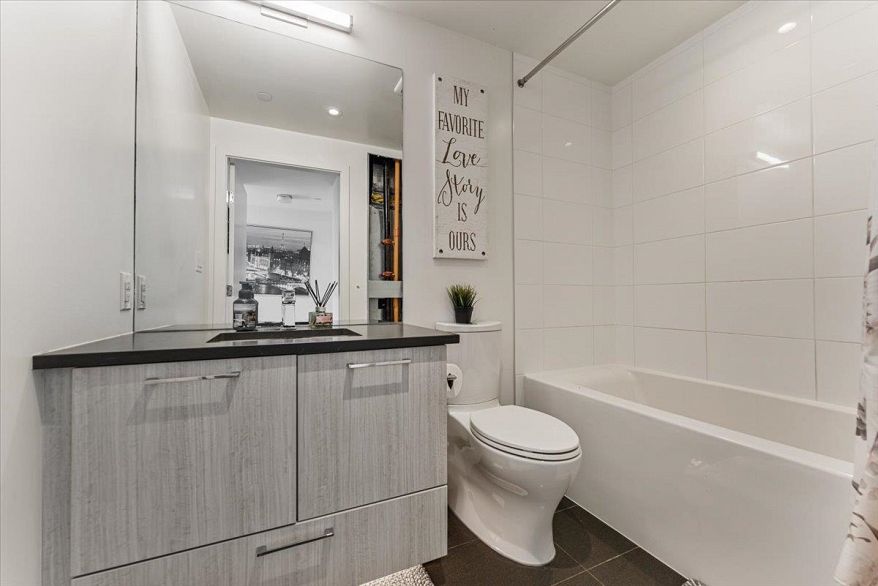 901 8570 Rivergrass Drive