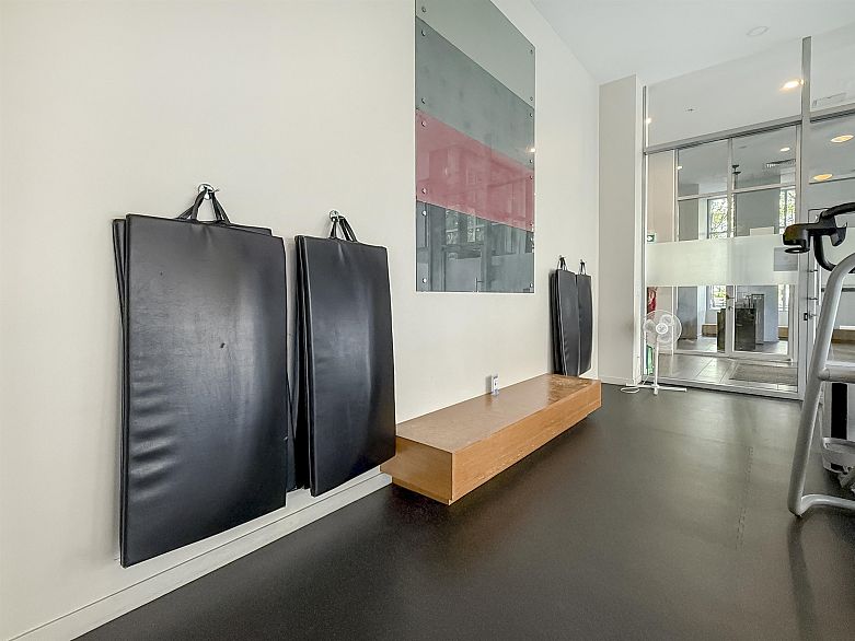 302 1010 Richards Street