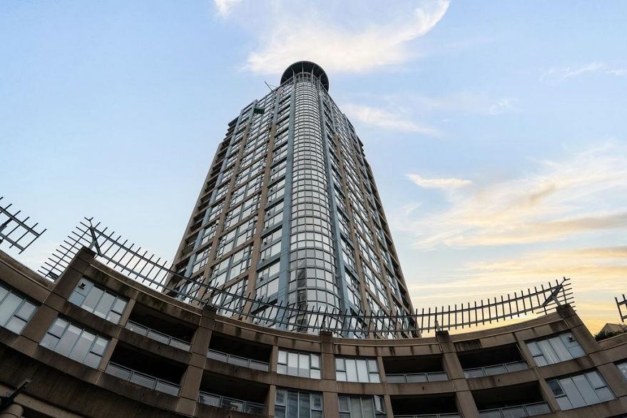 2302 183 KEEFER PLACE, Vancouver BC V6B 6B9