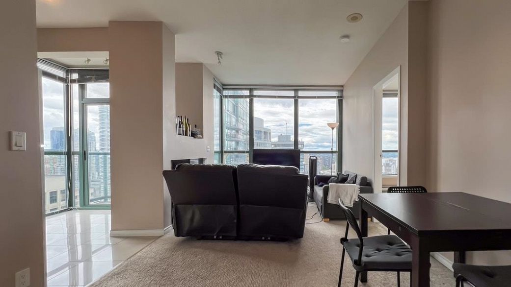 3102 1239 W Georgia Street